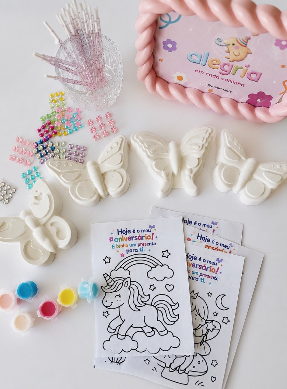 Butterfly Mini Painting Kit + Colouring Page
