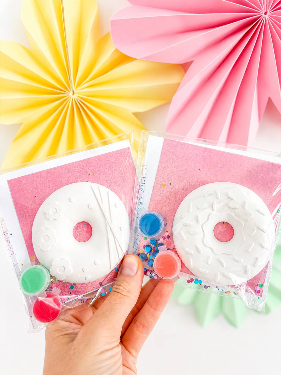 Donut Mini Painting Kit  + Colouring Page
