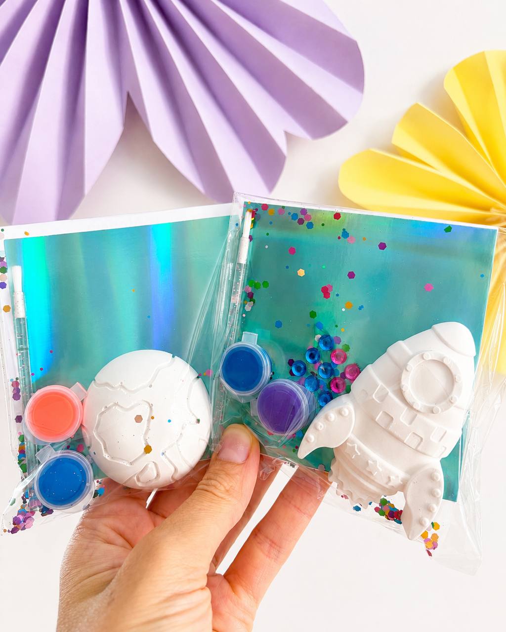 Space Mini Painting Kit + Colouring Page