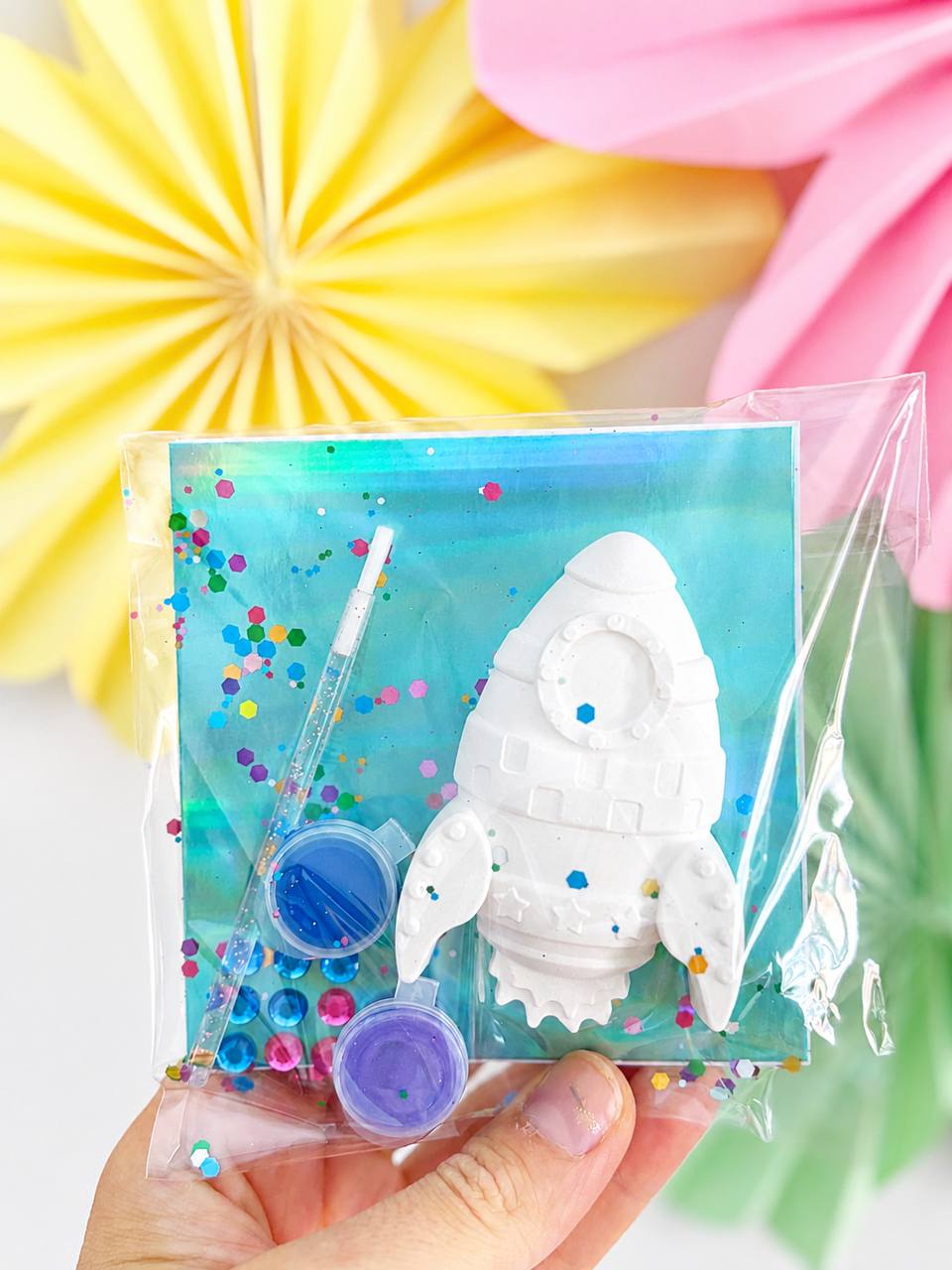 Space Mini Painting Kit + Colouring Page