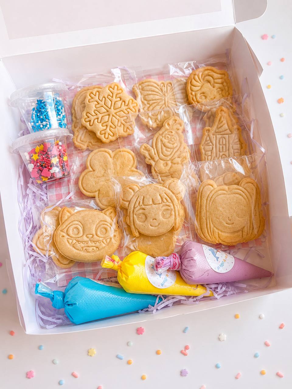 Cookies & Cookie Decorating Kits