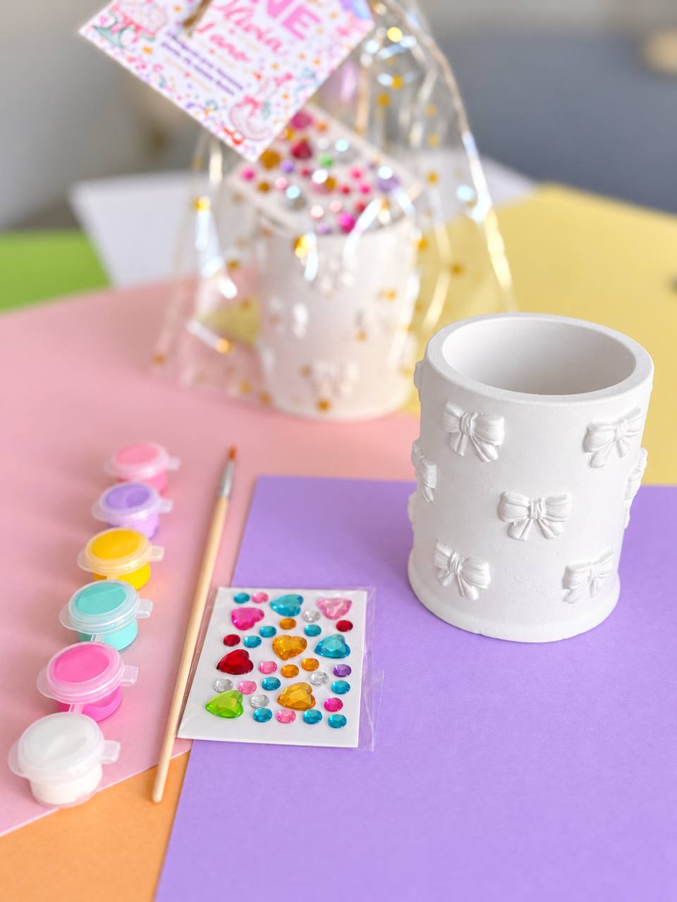 Paint Your Own Pencil Holder — Bows — photo 6