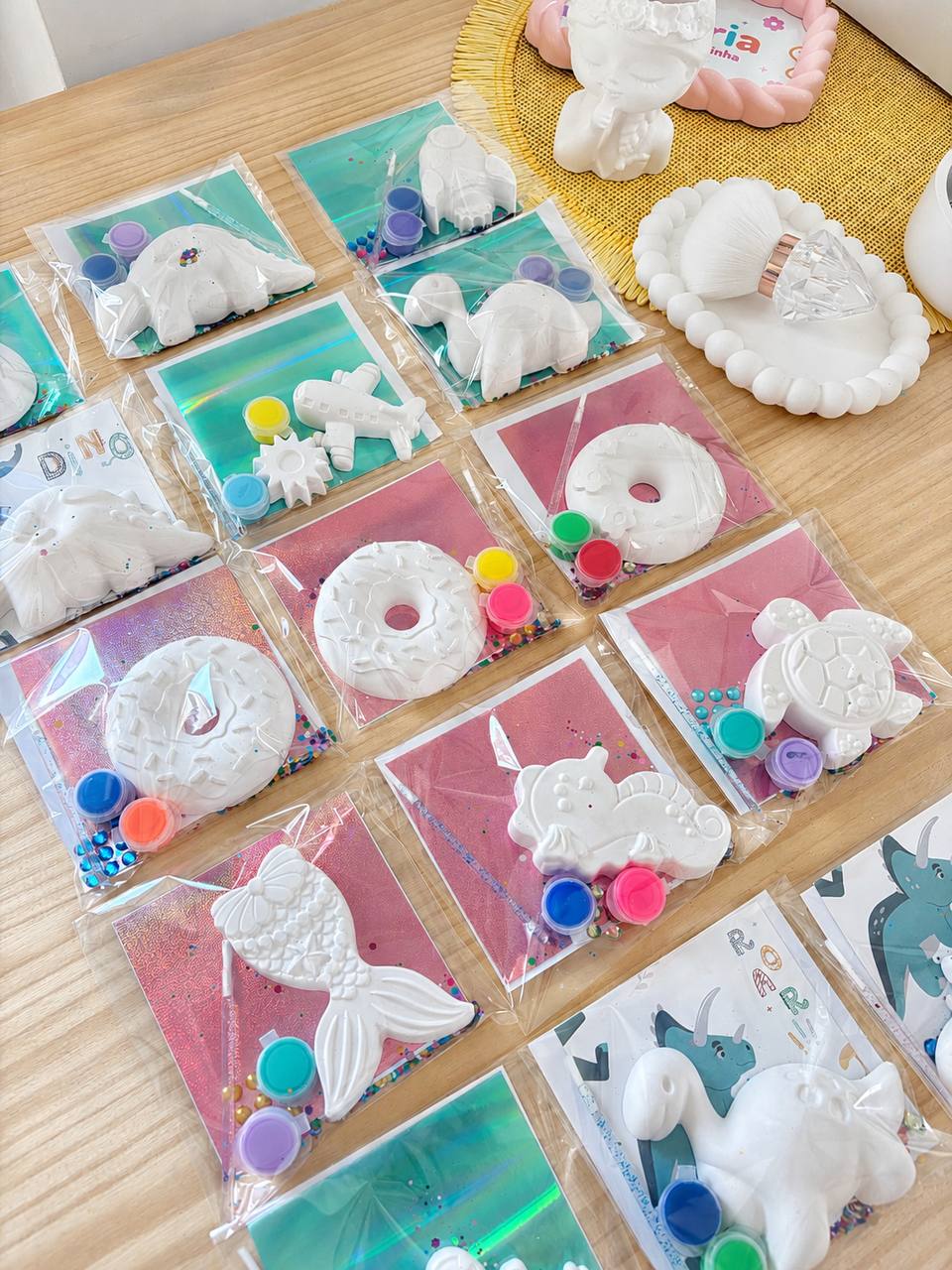 Space Mini Painting Kit + Colouring Page